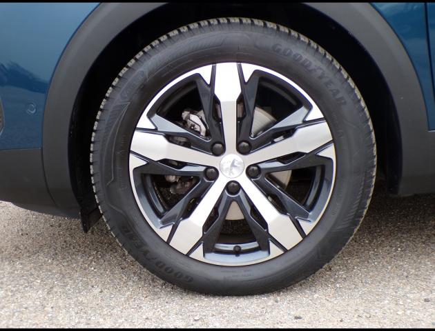 Peugeot 5008 image 9