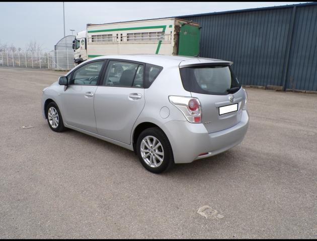 Toyota Verso image 8