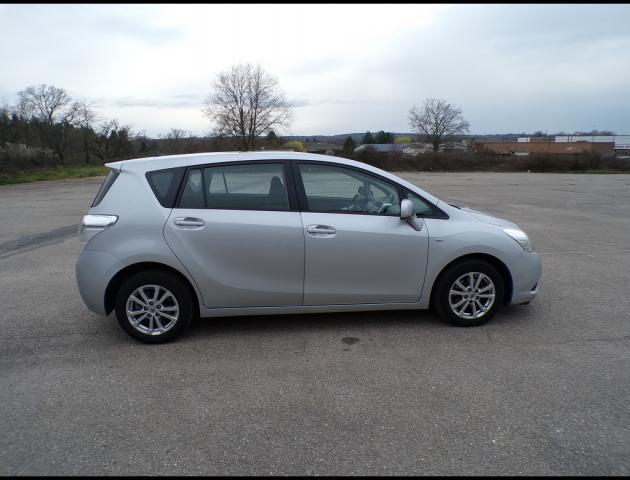 Toyota Verso image 5