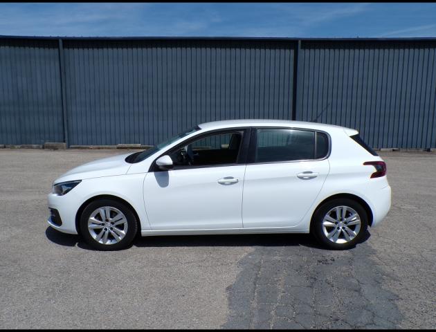 Peugeot 308 image 8