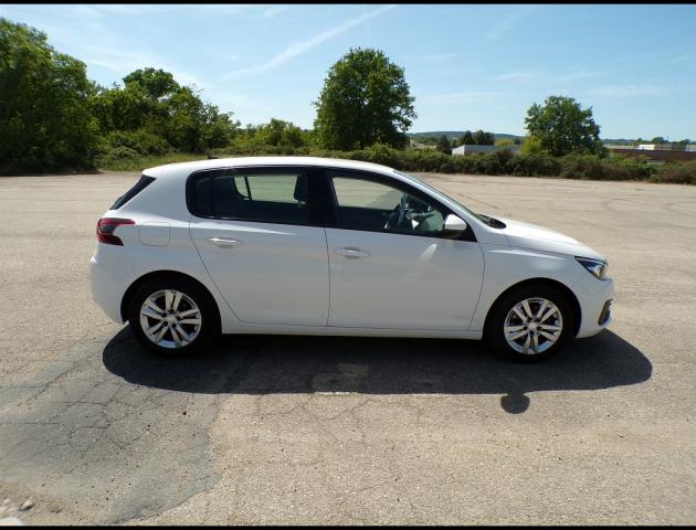 Peugeot 308 image 6