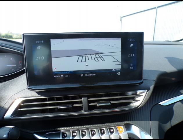 Peugeot 3008 image 1