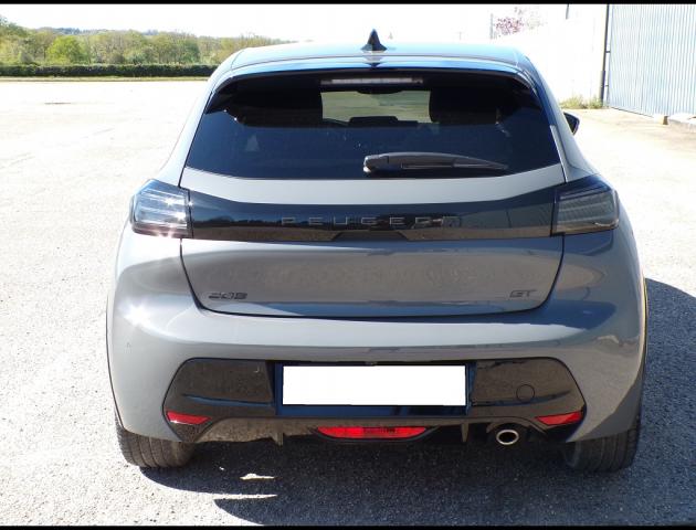 Peugeot 208 image 6