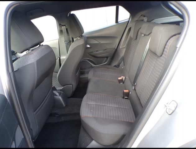 Peugeot 2008 image 3