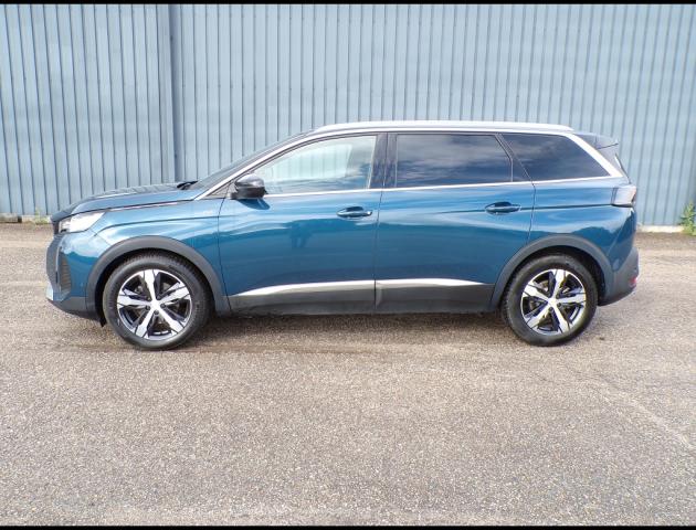 Peugeot 5008 image 1