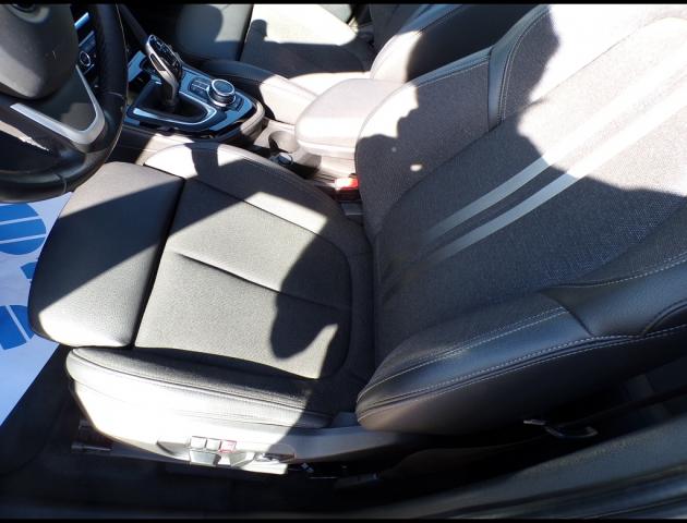 Bmw Serie 2 image 9