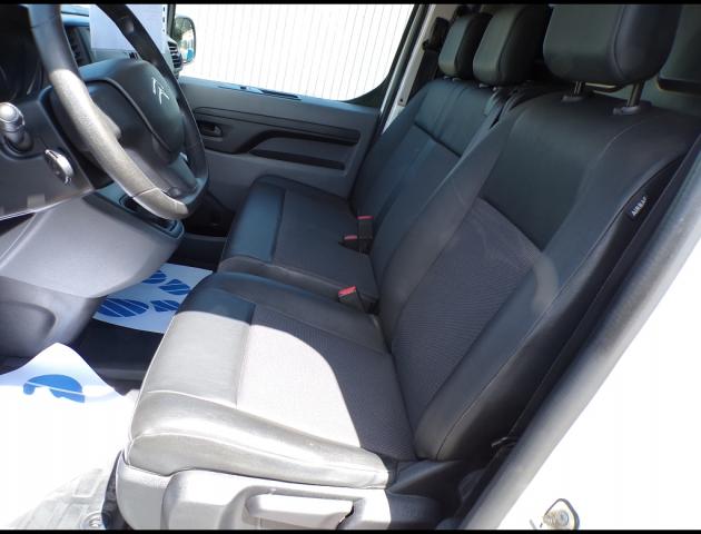 Citroen Jumpy image 9