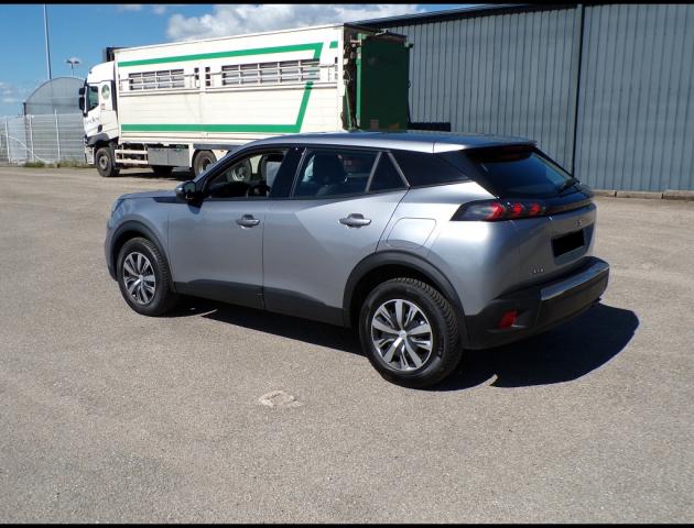 Peugeot 2008 image 8