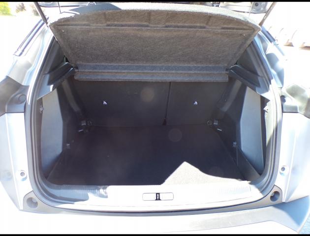 Peugeot 2008 image 3