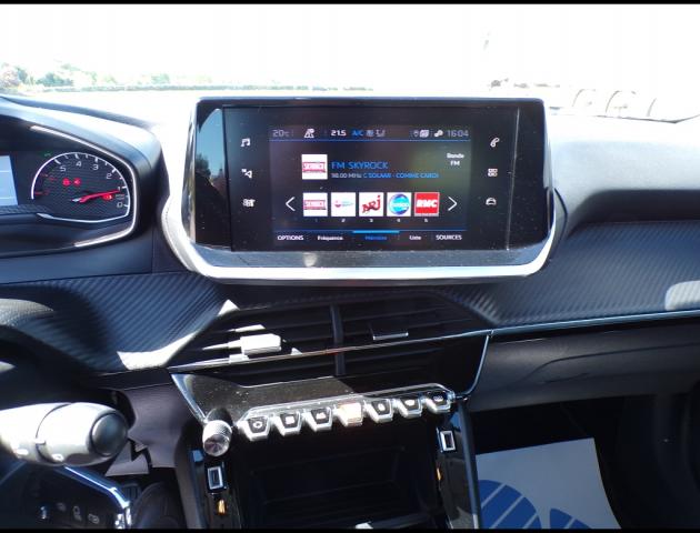 Peugeot 2008 image 6