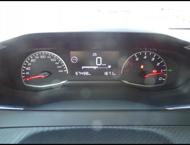 Peugeot 208 image 2