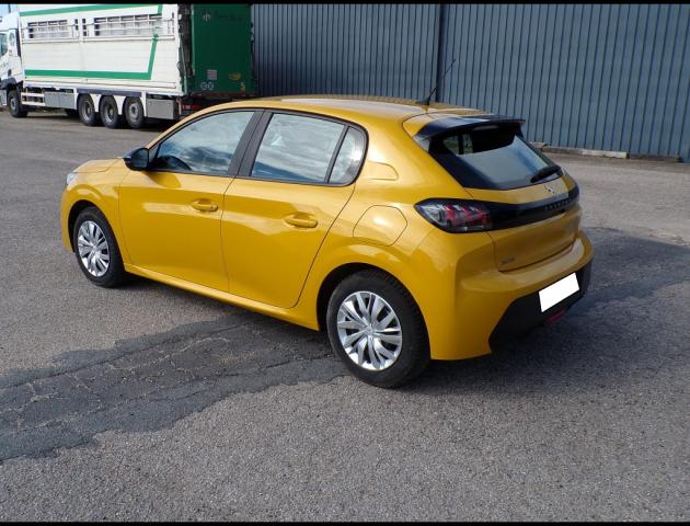 Peugeot 208 image 6