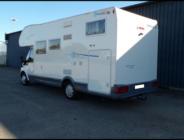 Ford Transit image 2