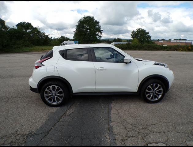 Nissan Juke image 5
