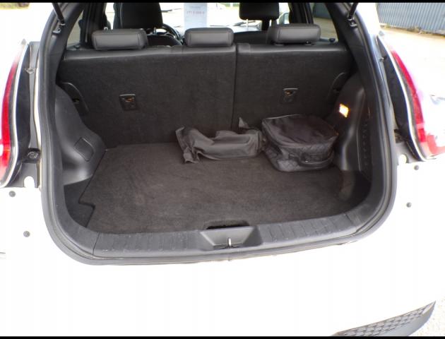 Nissan Juke image 2