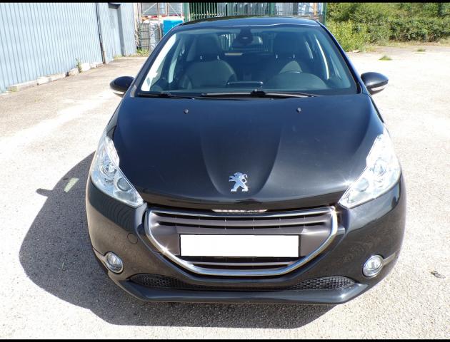 Peugeot 208 image 2