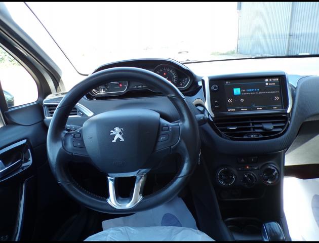 Peugeot 208 image 4