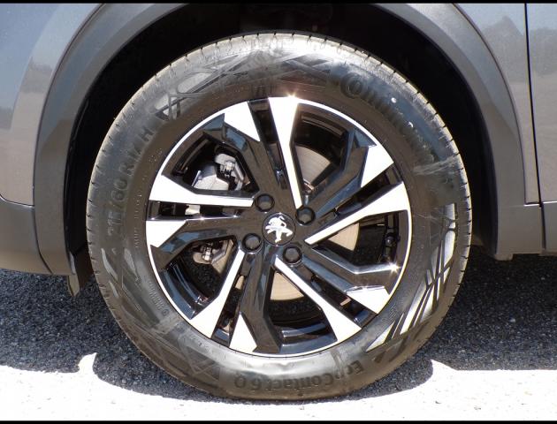 Peugeot 2008 image 8