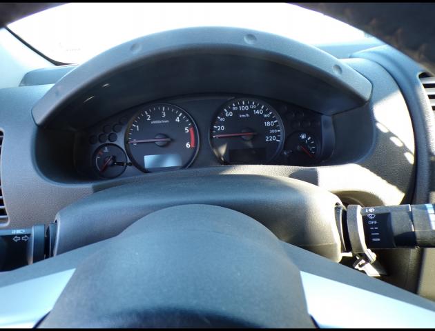 Nissan Navara image 2
