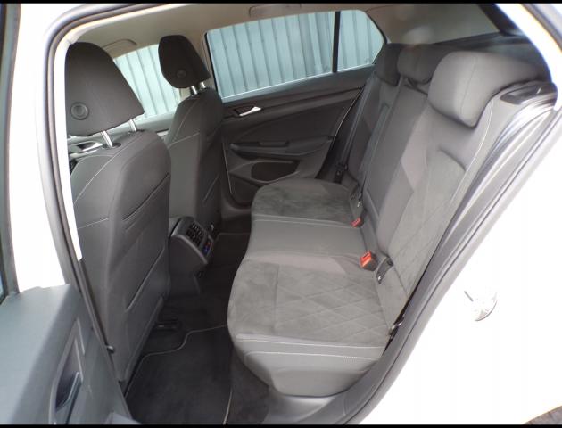 Volkswagen Golf image 8