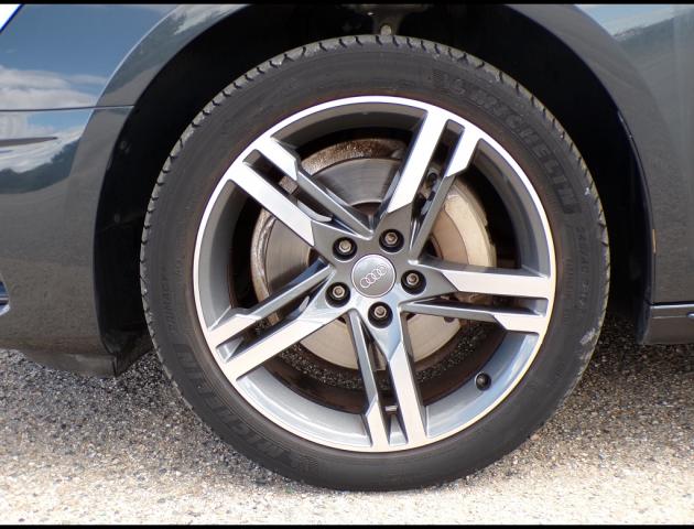 Audi A4 image 9