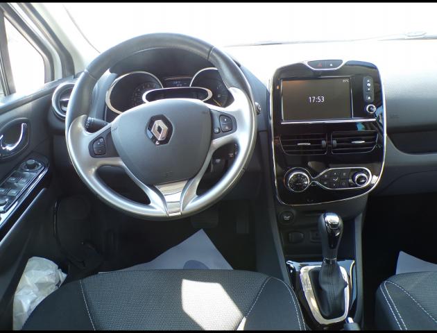 Renault Clio image 9
