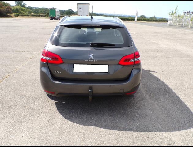 Peugeot 308 image 2