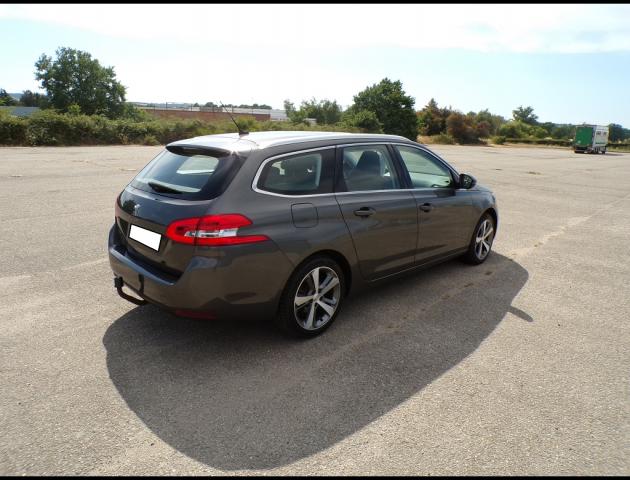 Peugeot 308 image 6