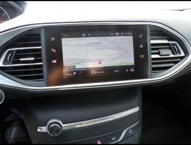 Peugeot 308 image 8