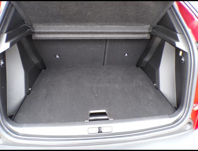 Peugeot 2008 image 7