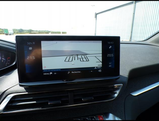 Peugeot 5008 image 1