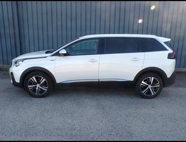 Peugeot 5008 image 6