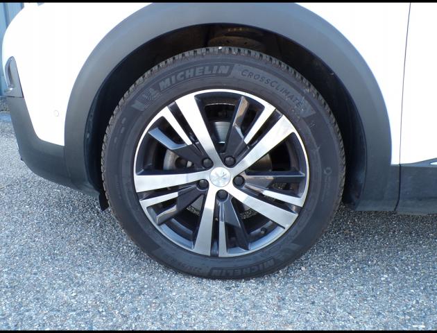 Peugeot 5008 image 1