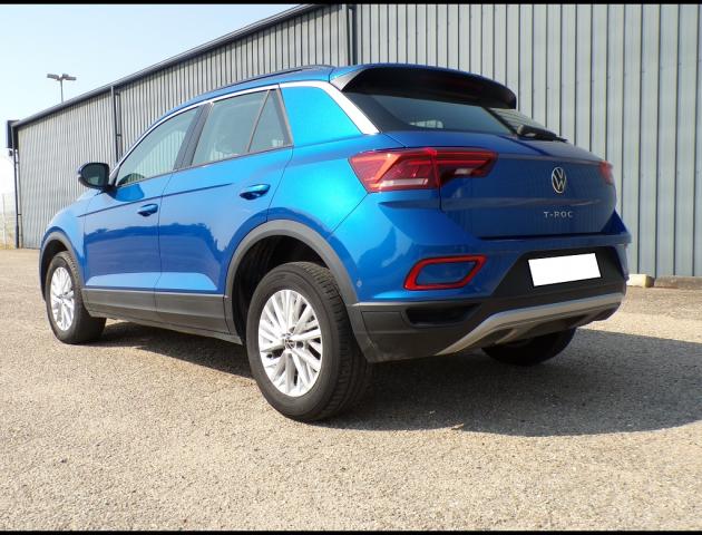 Volkswagen T-Roc image 2