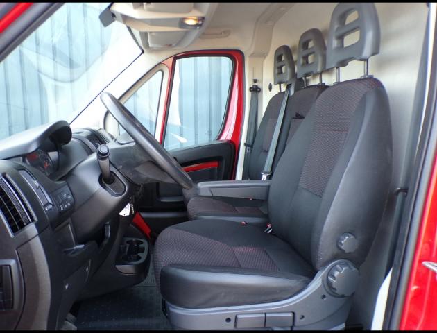Peugeot Boxer image 8