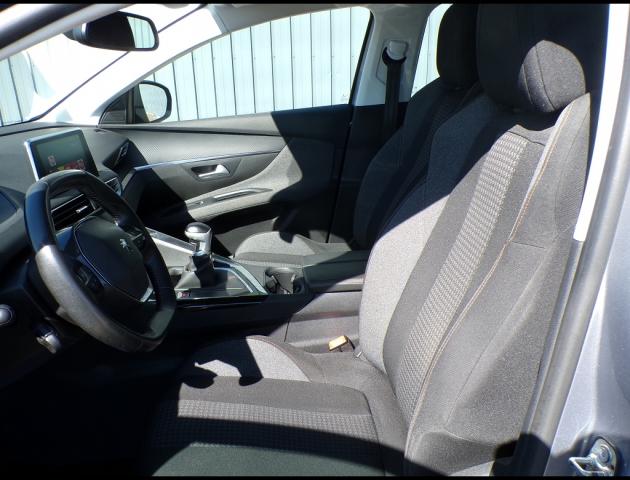 Peugeot 5008 image 7
