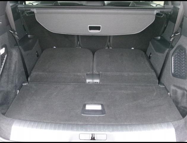 Peugeot 5008 image 2