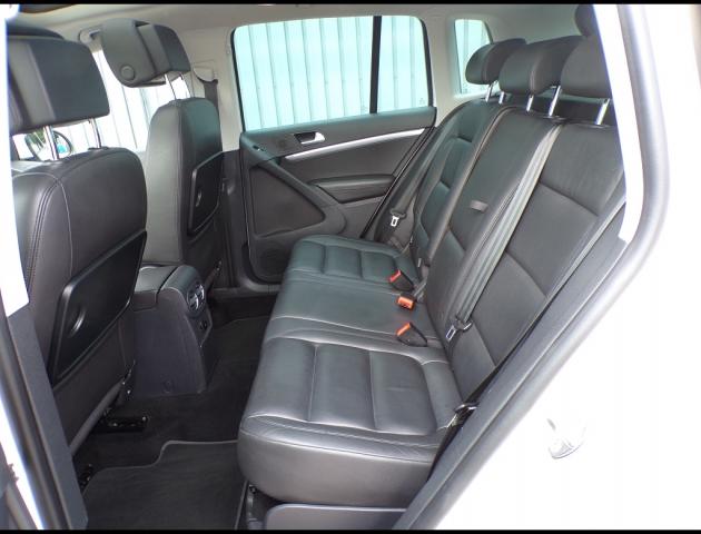 Volkswagen Tiguan image 6