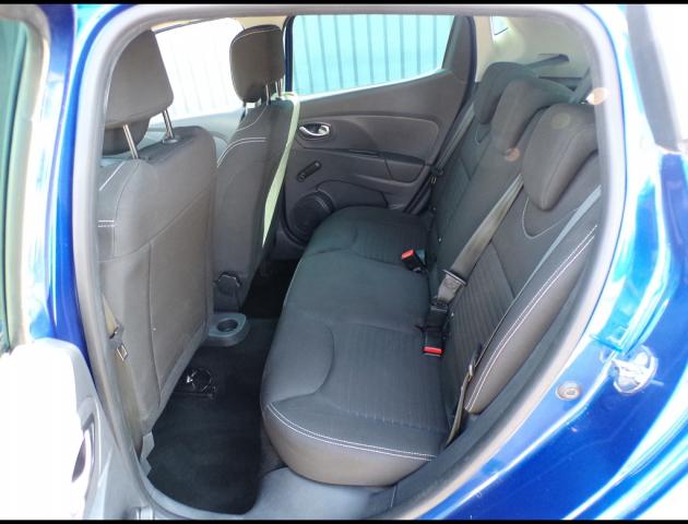 Renault Clio image 2