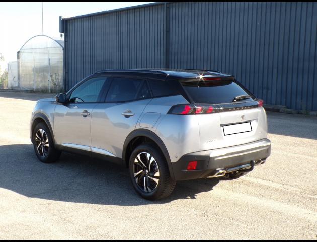 Peugeot 2008 image 8