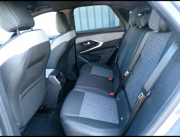 Peugeot 3008 image 3