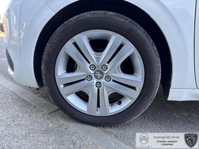 Peugeot 208 image 4