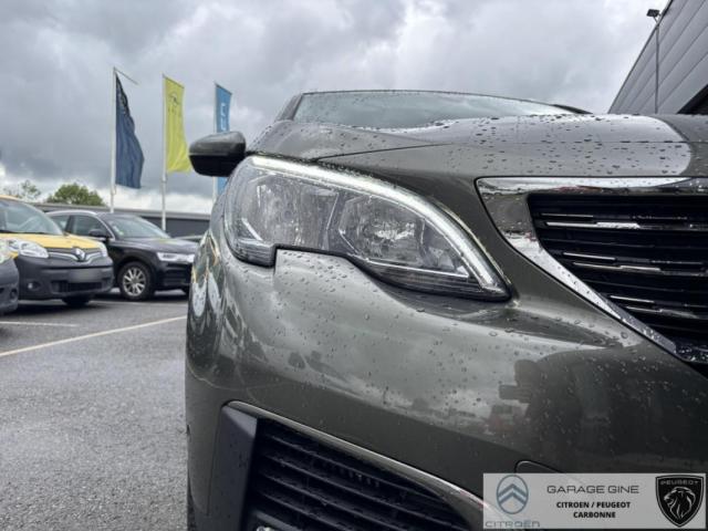 Peugeot 5008 image 9