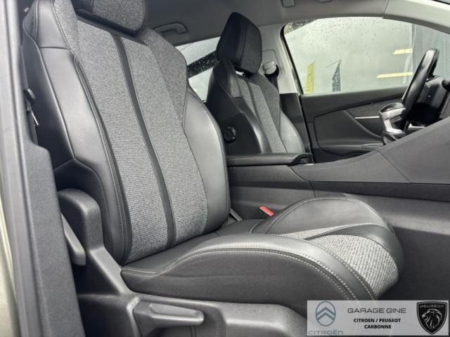 Peugeot 5008 image 2