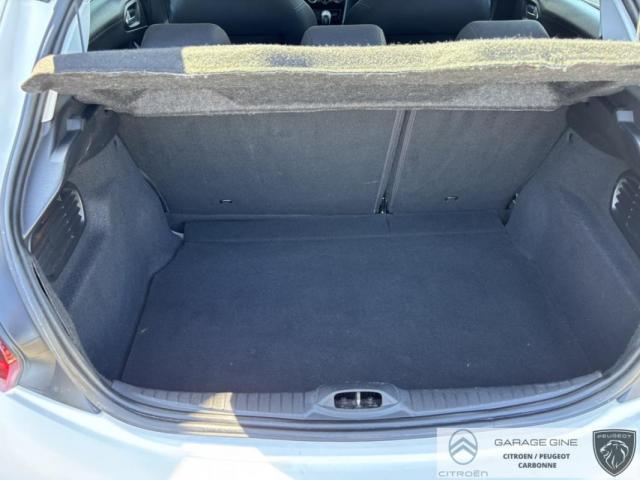 Peugeot 208 image 6