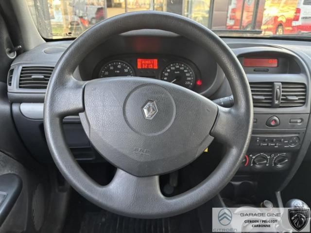 Renault Clio image 9