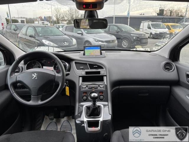 Peugeot 5008 image 1