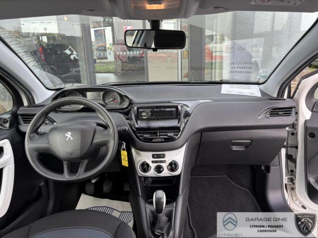 Peugeot 208 image 5