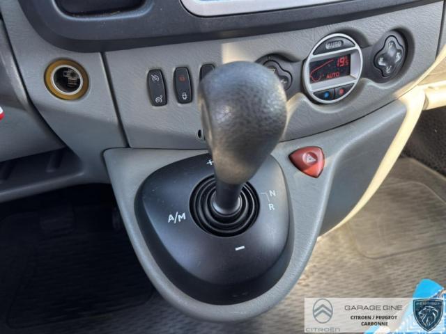Renault Trafic image 9