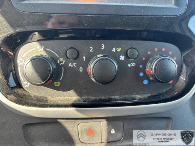 Renault Trafic image 3
